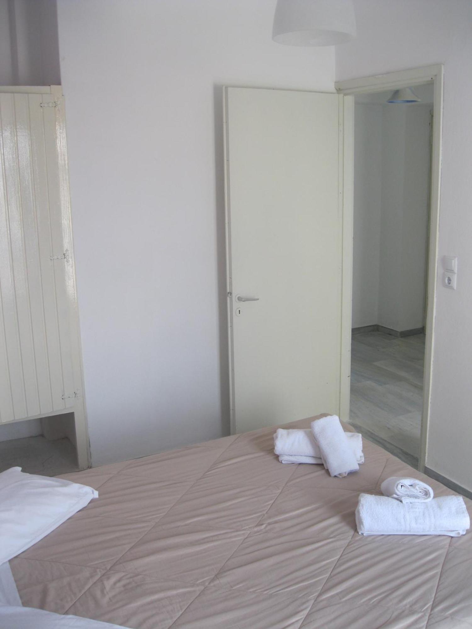 Naxos City Very-Kokkos Pension 2 חדר תמונה