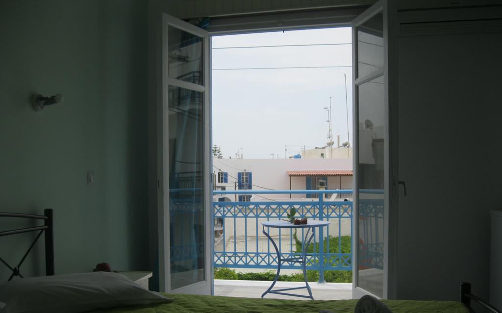 Naxos City Very-Kokkos Pension 2 מראה חיצוני תמונה